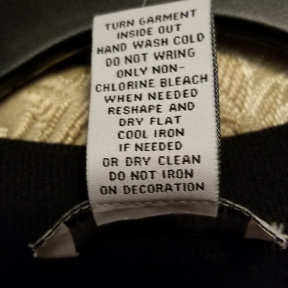 Dress - Picture 5 of 7